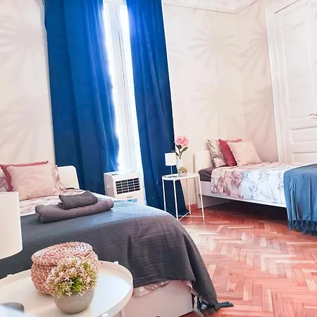 Hostel - Pau Claris Barcelona